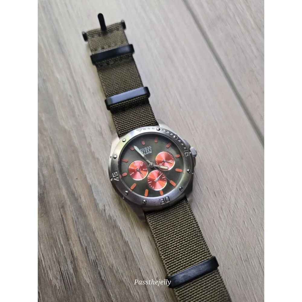 Guess Watch Mens Steel 10 ATM Olive Green Orange Dial NATO Strap Diver Style Y2K